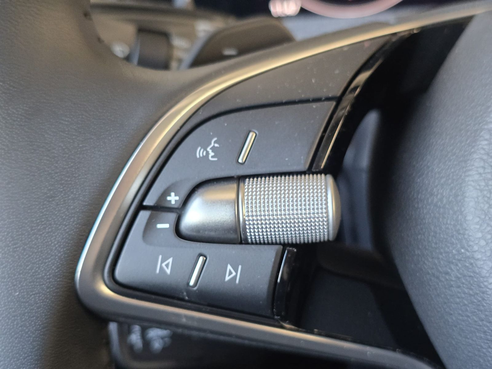 Fahrzeugabbildung SKODA Superb 2.0 TDI 4x4 Selection MATRIX*AHK*PANO*19"