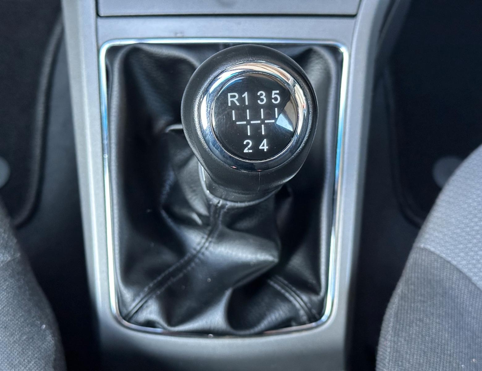 Opel Astra 2006 — photo 35