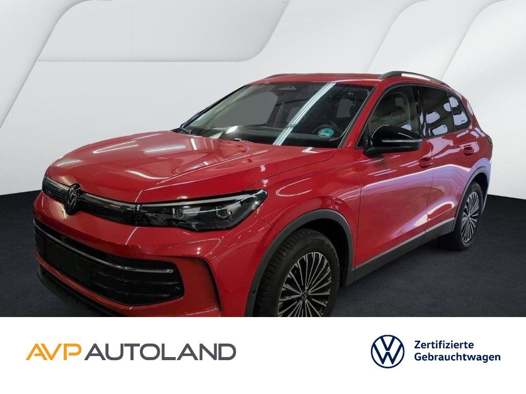 Volkswagen Tiguan - 1