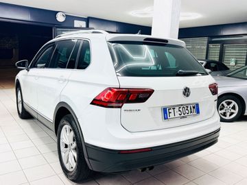 Volkswagen Tiguan - 4