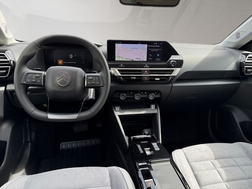 Fahrzeugabbildung Citroën C4 Hybrid 145 MAX