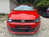 Volkswagen Polo V Comfortline 1.6 TDI DSG/SHZ/NAVI/TEMP/PDC - Volkswagen Polo aus 2011: Comfortline