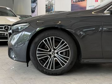 Mercedes E 220 - 8