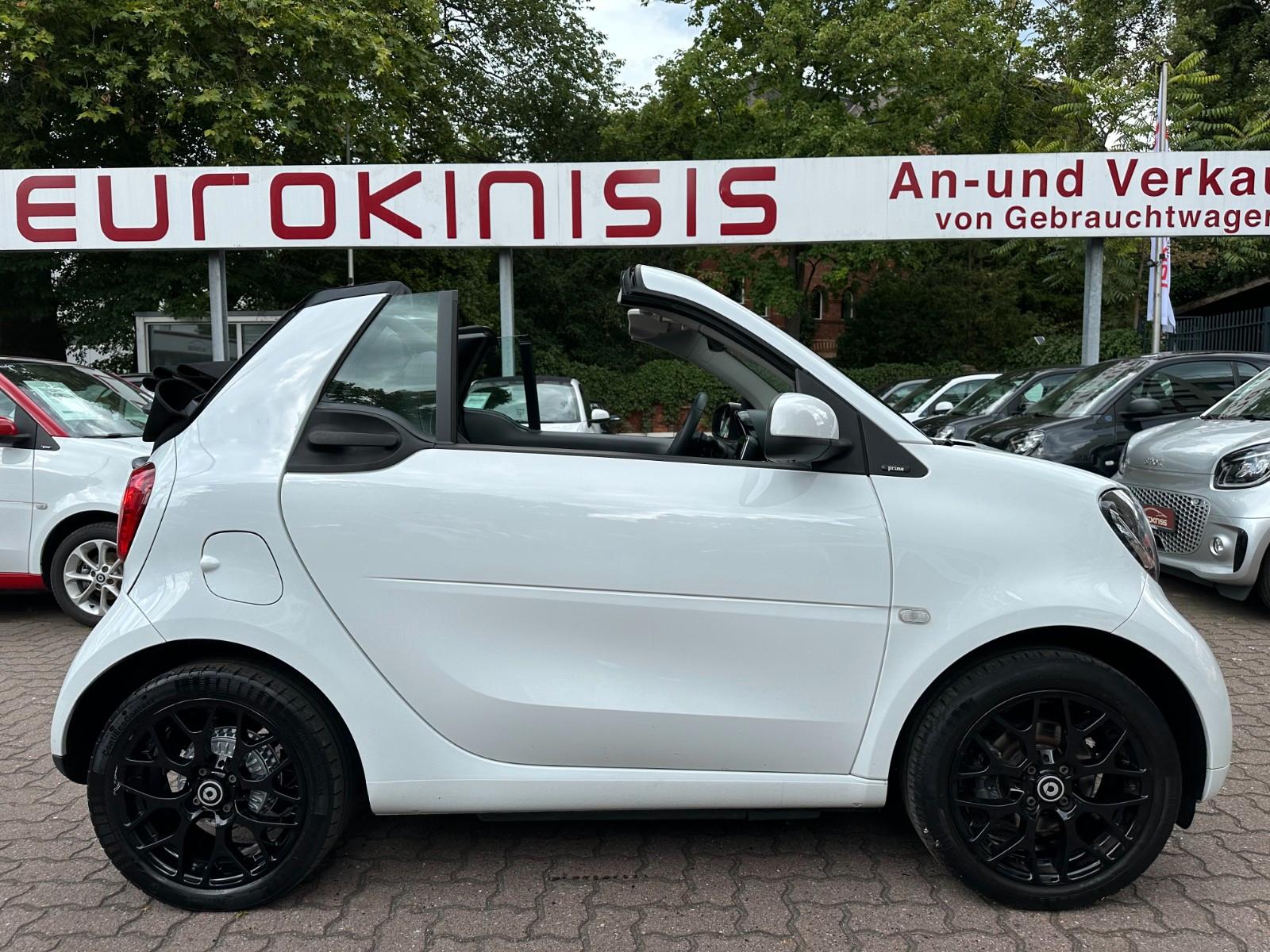 Smart fortwo 66kW Cabrio prime SPORT*LEDER*NAVI*KAM*