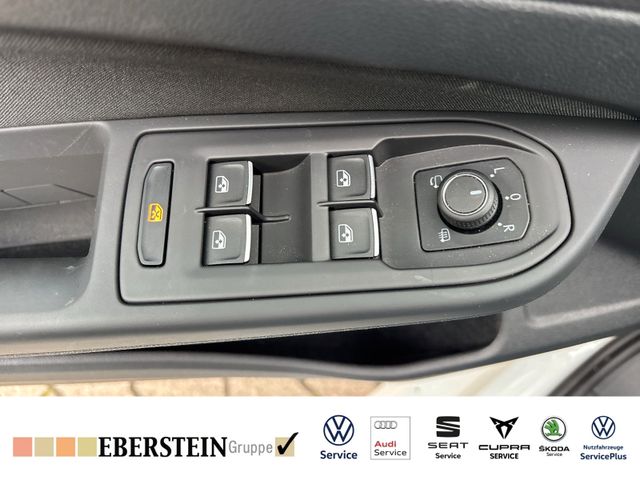 Volkswagen Golf VIII Active 1.5TSI LED Navi RFK App Connect