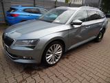 Skoda Superb Combi 2.0 TSI DSG Style Navi AHK - Skoda: Unfallwagen