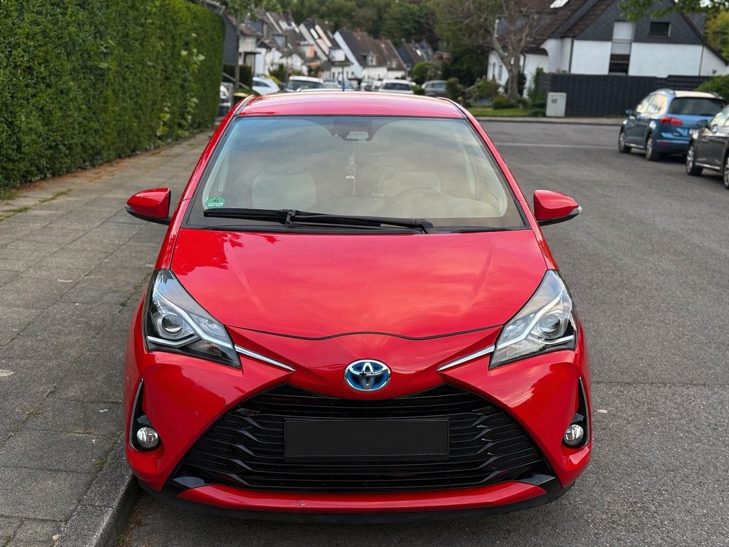 TOYOTA Yaris
