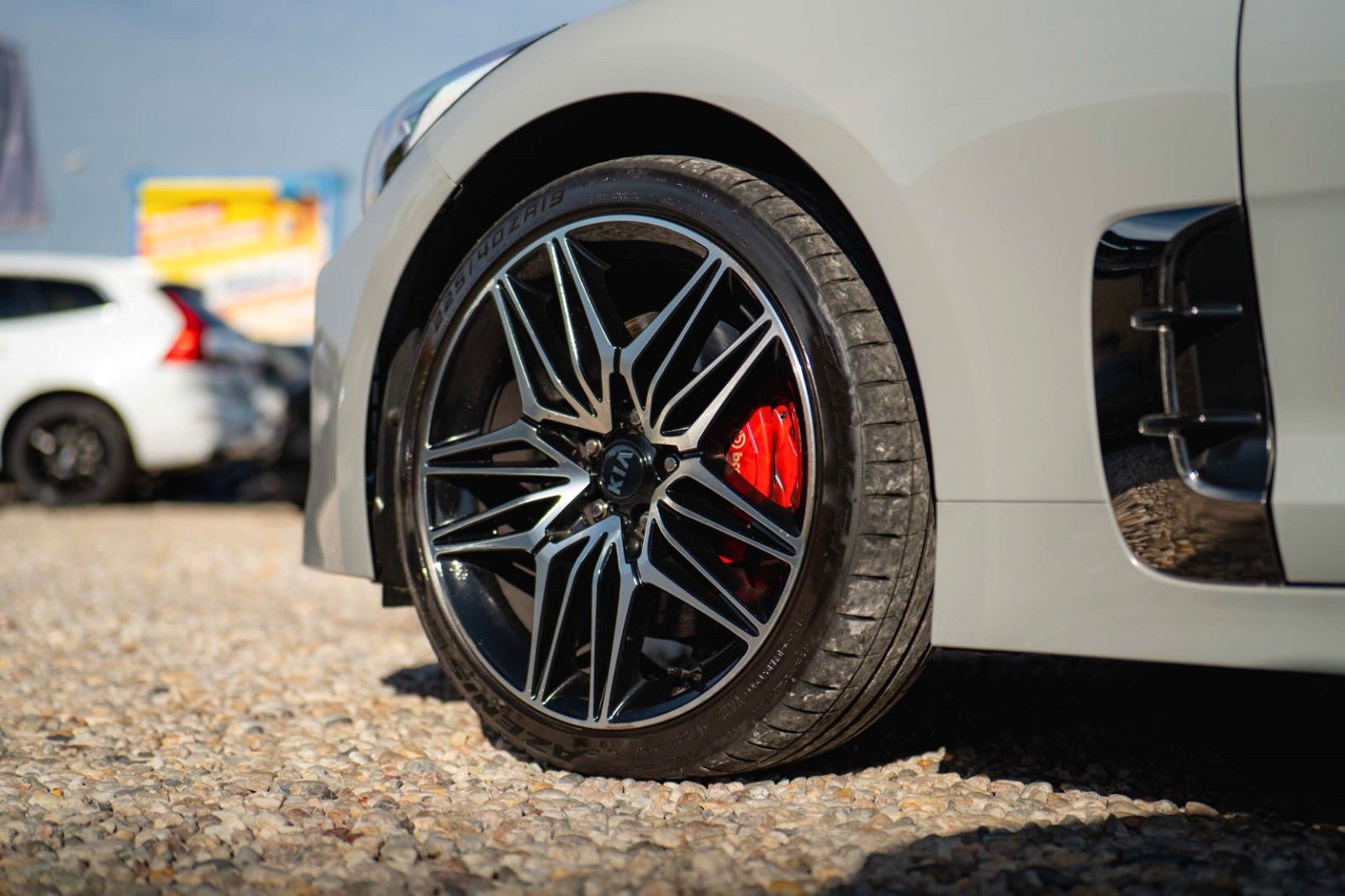 Fahrzeugabbildung Kia Stinger GT 4WD Performance | Pano | ACC | LED