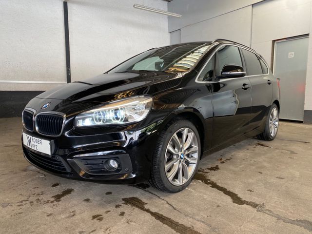 BMW 218  Active Tourer 218 i / LED / NAVI / AUTOM.