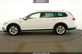 Volkswagen Passat Variant 2.0 TDI Alltrack 4M #DSG#ACC#LED# - weiße Volkswagen Passat Alltrack