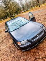 Honda Civic 5 DR - Honda Civic 5d mit Benzin-Antrieb
