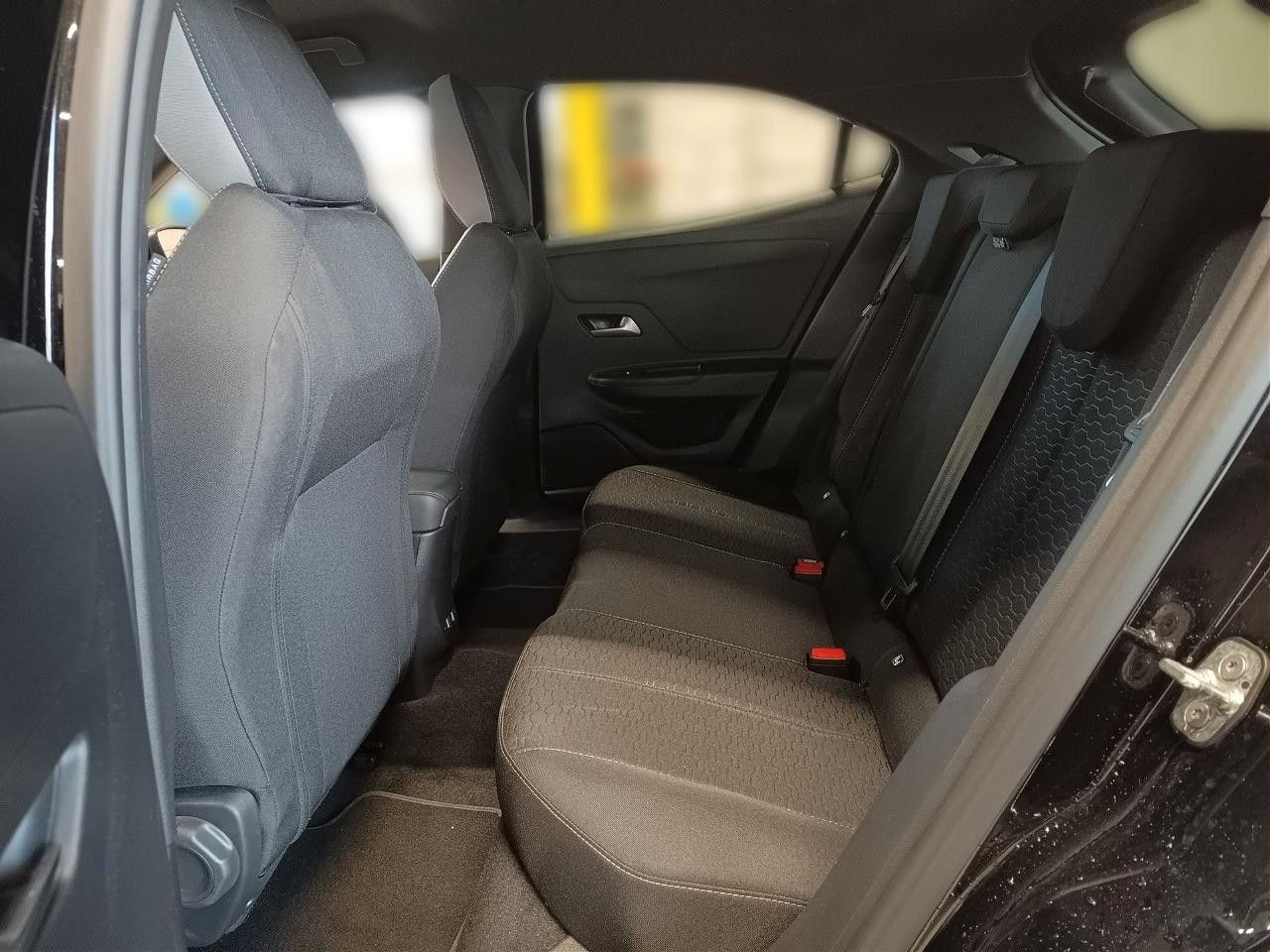 Fahrzeugabbildung Opel Mokka 1.2 Turbo Edition Kamera,LED,Navi,SHZ,PDC