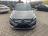 Mercedes-Benz B 220 4Matic-Pano-AHK-Navi-Kamera-AMG-LED - graue Mercedes-Benz B 220