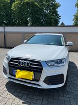 Audi Q3 2.0 TFSI 132kW quattro S tronic - - Audi in München: Q1