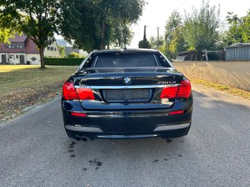 BMW 730 - 6