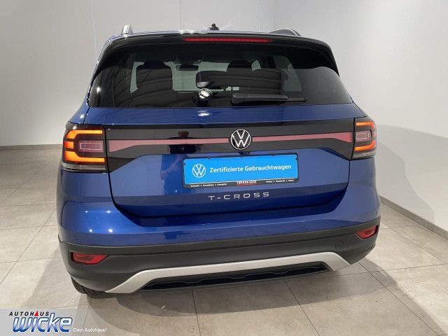 T-Cross 1.0 TSI DSG Move NAVI KLIMA REAR VIEW