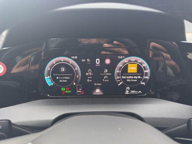 Golf R-Line 1.5 l eTSI DSG NAVI+WR+AREAVIEW+LED+