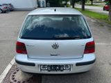 Volkswagen Golf 1.6 Basis/ NEU TÜV - Volkswagen aus 2001
