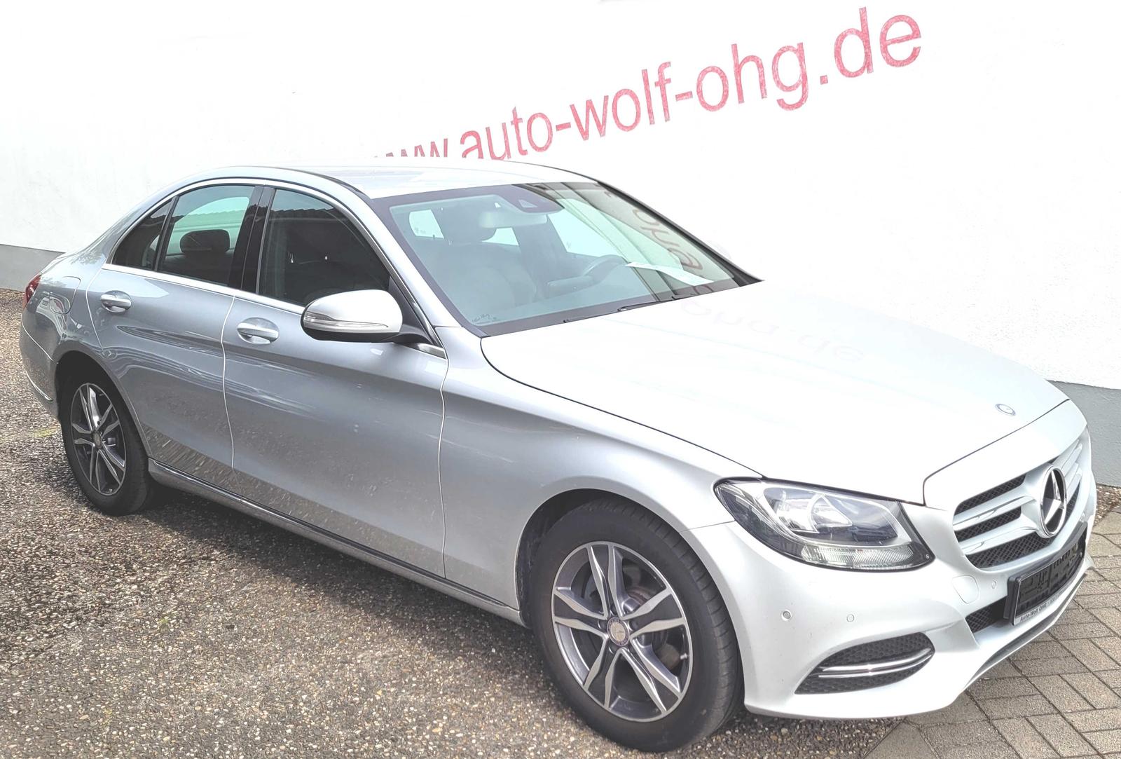 Mercedes-Benz C 180 CGI avantgarde Navi, aktiver Parkassistent