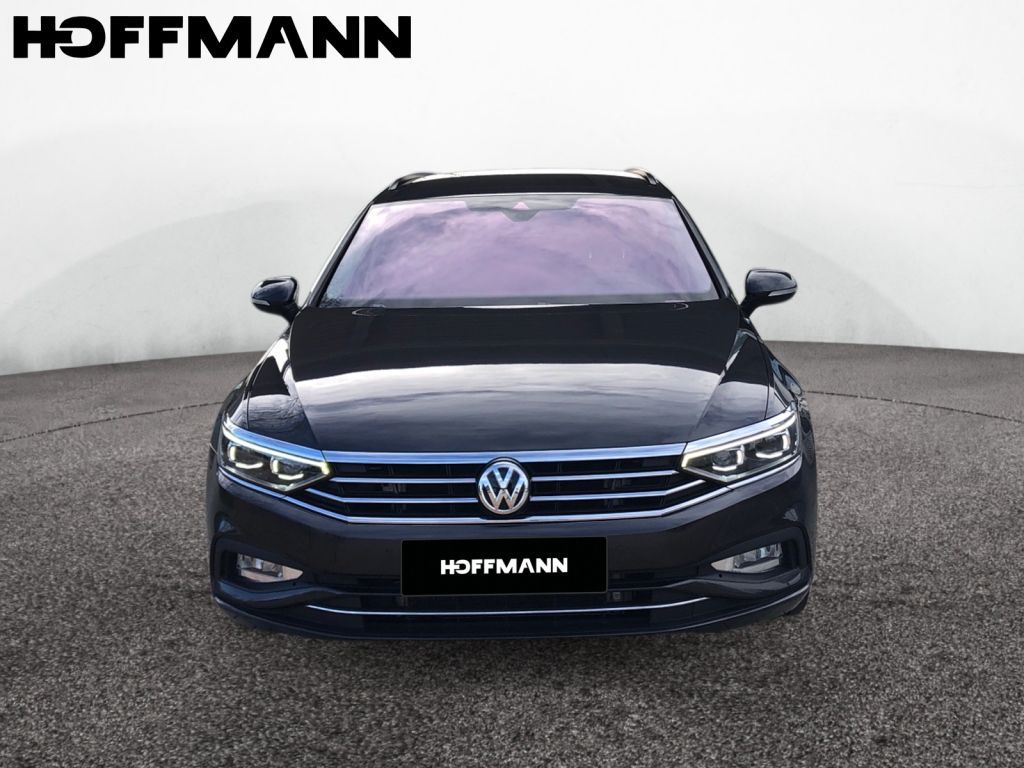 Fahrzeugabbildung Volkswagen Passat Variant 1.6 TDI SCR DSG Business Standhei