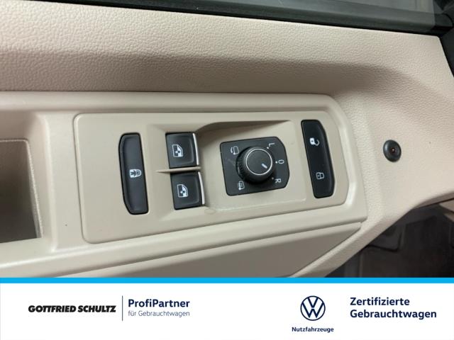 Volkswagen T7 Multivan Life 2.0 TDI DSG KÜ AHK Pano Navi LE