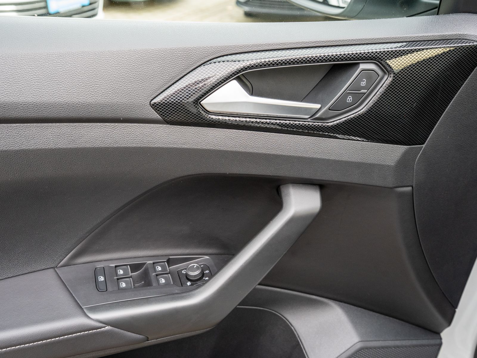 Volkswagen T-Cross - Bild 11