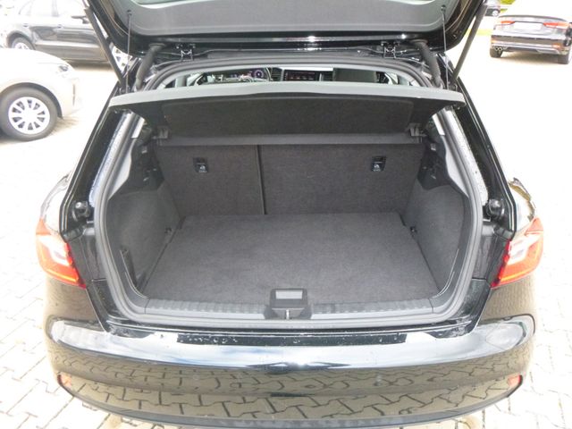 Fahrzeugabbildung Audi A1 Sportback 30 TFSI basis