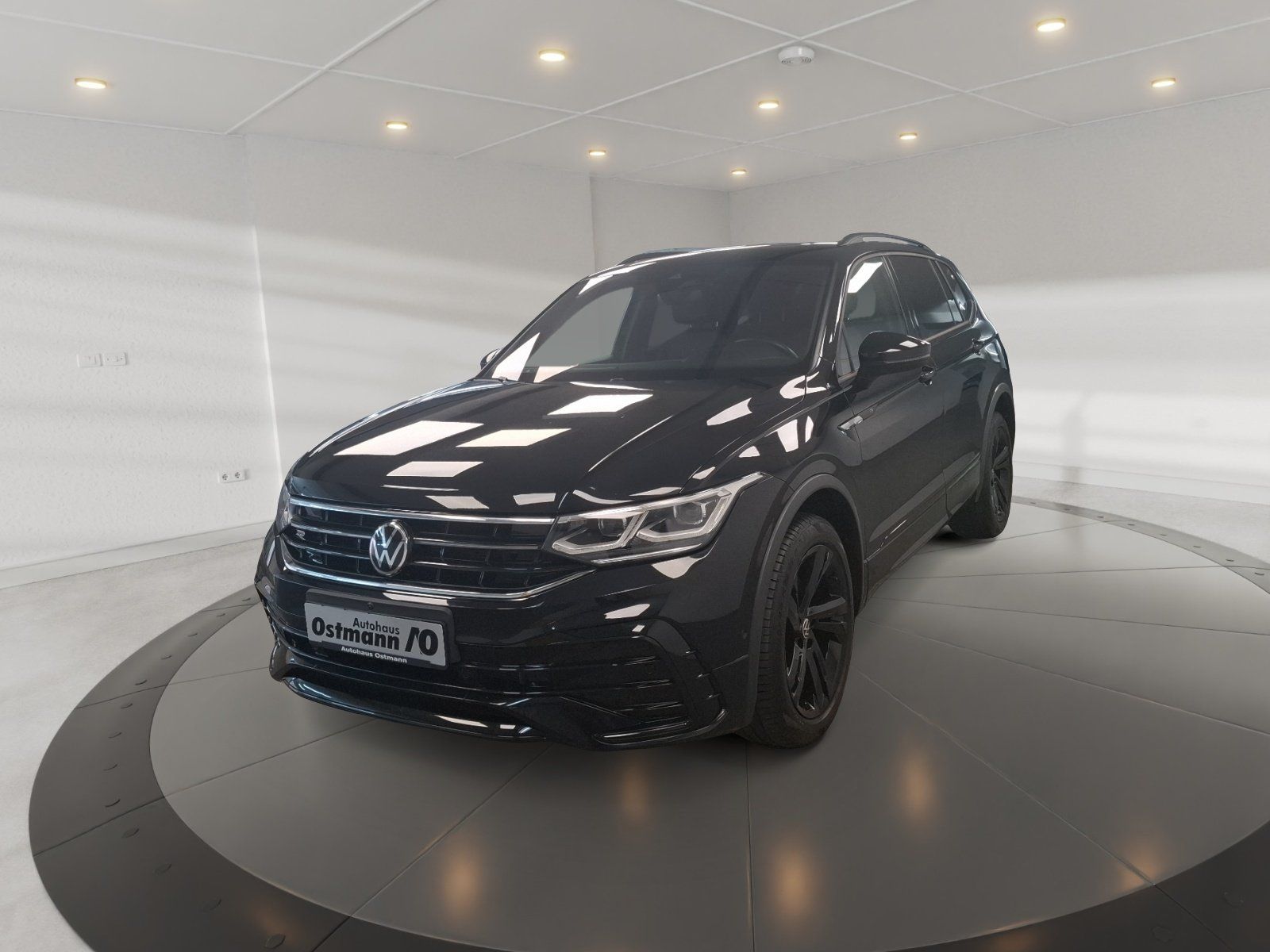Volkswagen Tiguan Allspace R-Line 4Motion AHK HUD DCC STH