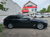 BMW 525d Touring G31 BIXENON NAVI ASSISTENT 2HD. - BMW 525 mit Diesel-Antrieb: Kombi, 2.5