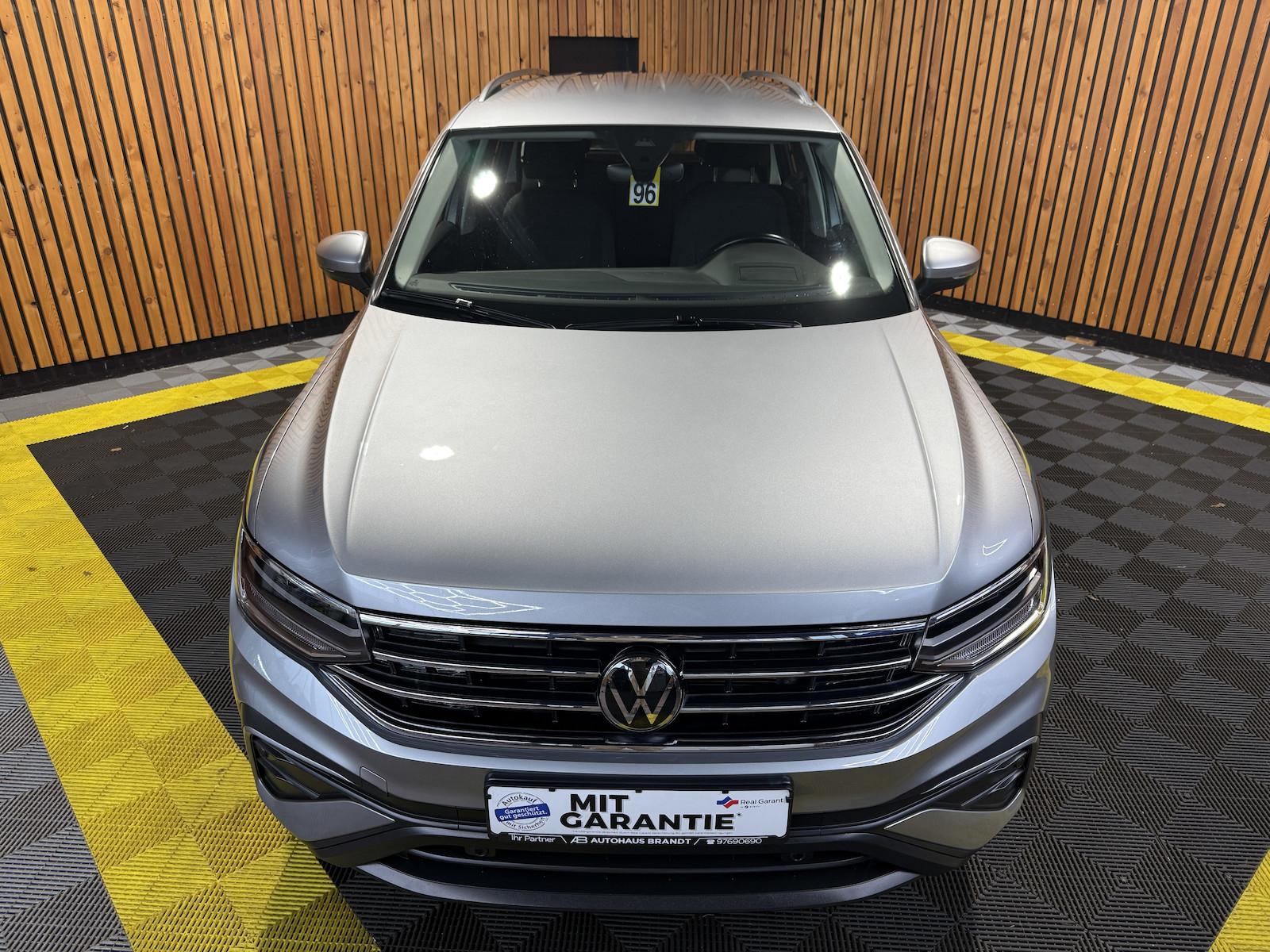 Volkswagen Tiguan Allspace 2,0 TDI 4M DSG Navi*Kam*AHK*Head