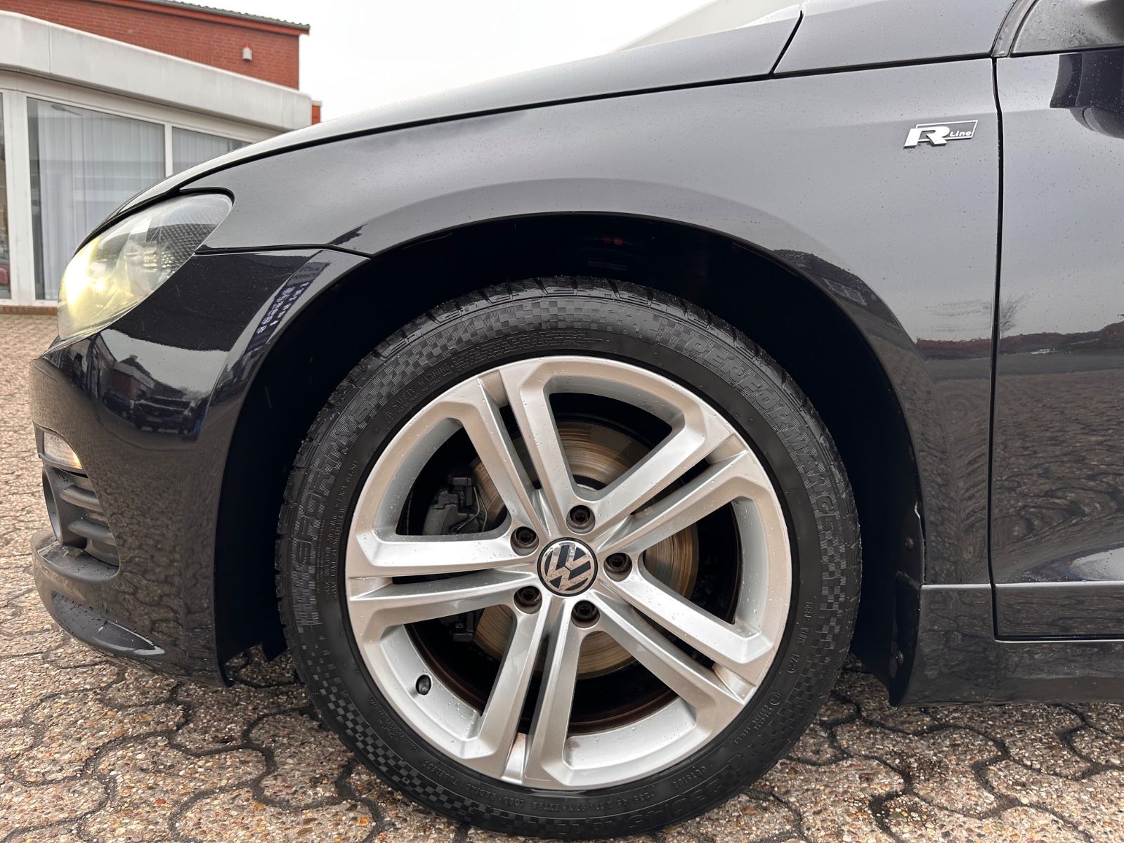 Fahrzeugabbildung Volkswagen Scirocco 2.0 TDI R-Line DSG BiXenon/Leder/GRA/SH