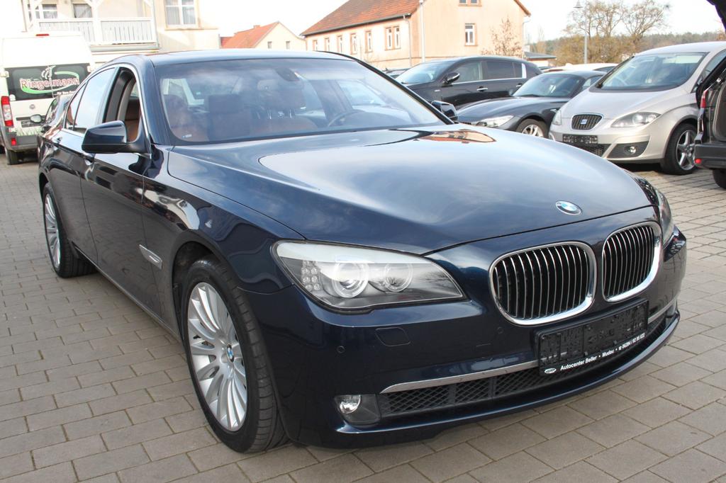 BMW 750