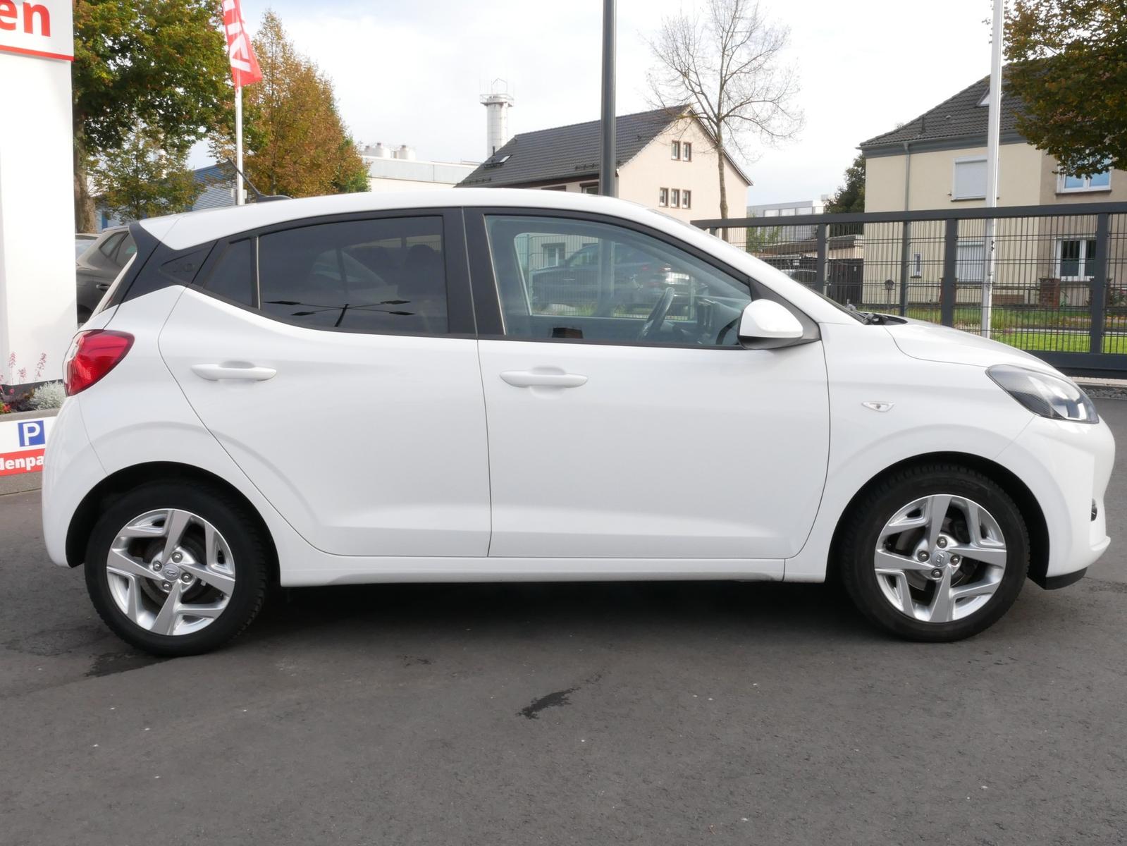 Hyundai i10 1.2 Trend Kamera Sitzheizung Tempomat PDC