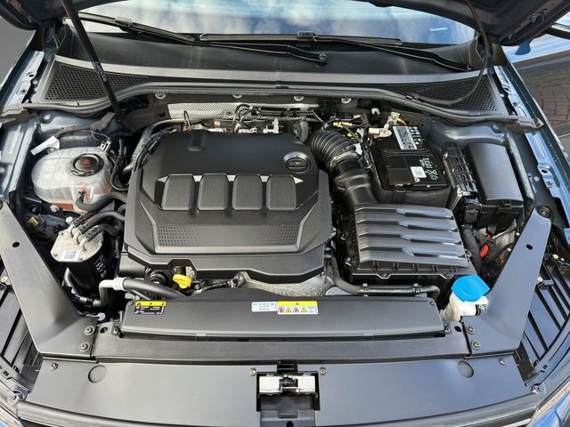 Passat Variant 2.0 TDI Business ACC FACEL. LED