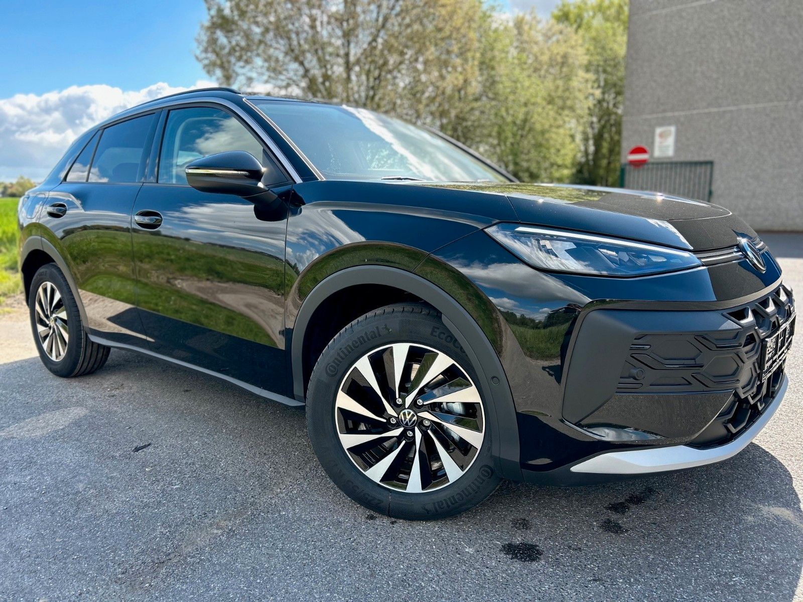Volkswagen T-Roc 1.5 eTSI DSG Carplay/CAM/LED/ACC imagem 3