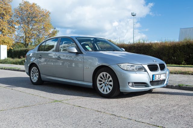 BMW 3er 318I E90 Aut. Limousine FACELIFT LCI