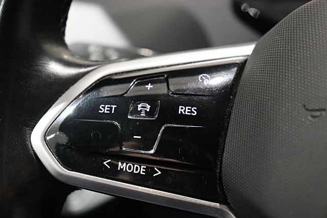 ID.4 Pro 150kW ACC Winterr. LED KAMERA KEYLESS N