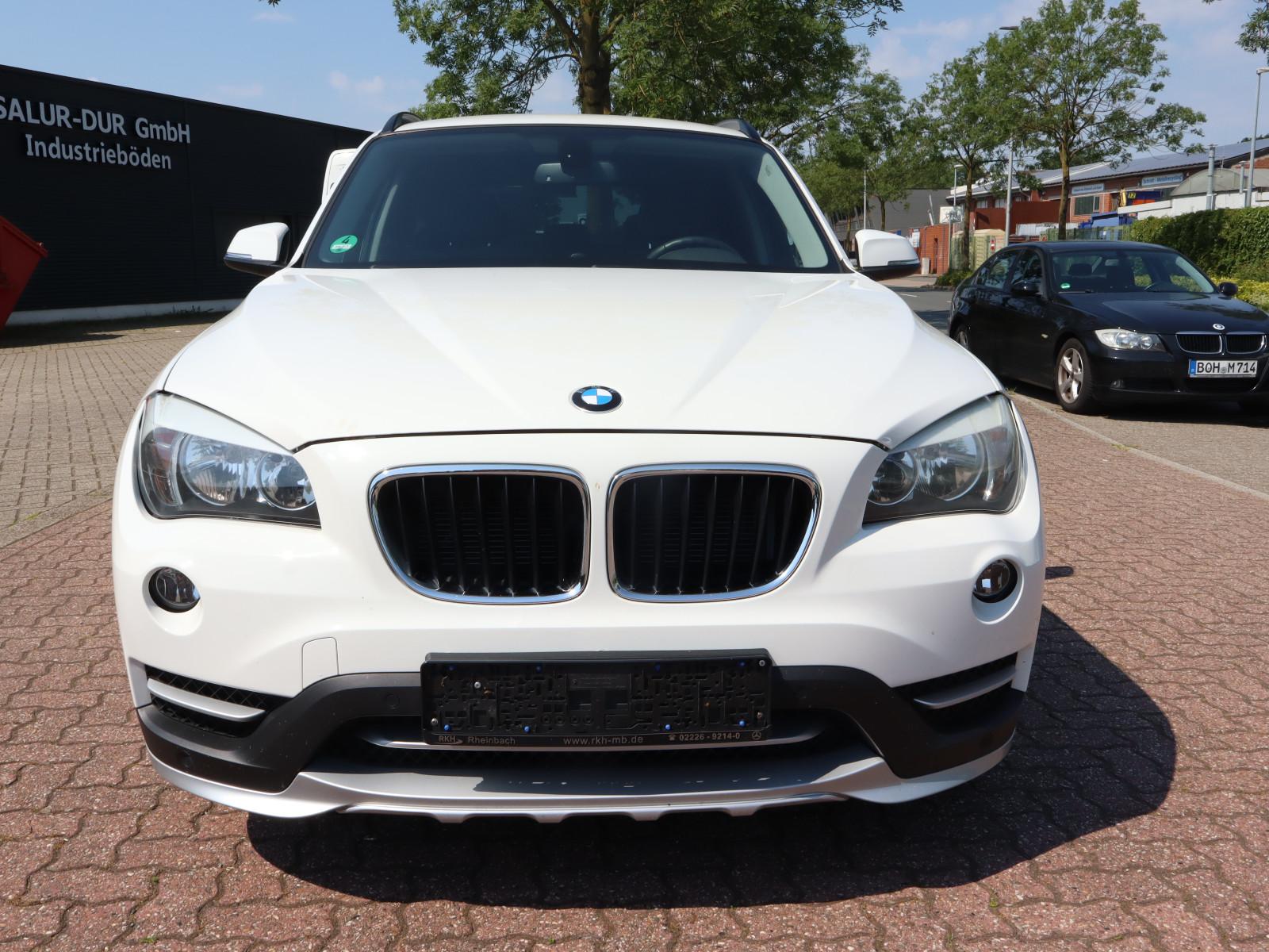 BMW X1 20 i sDrive Aut.-Navi-TOP-ZUSTAND !!!