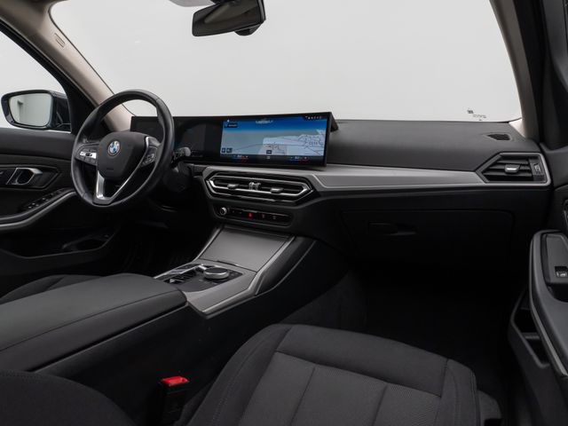 Foto Nummer 40: BMW 320d