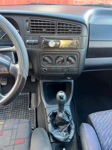 VW Golf 3 1,8 Cabriolet Bild 7