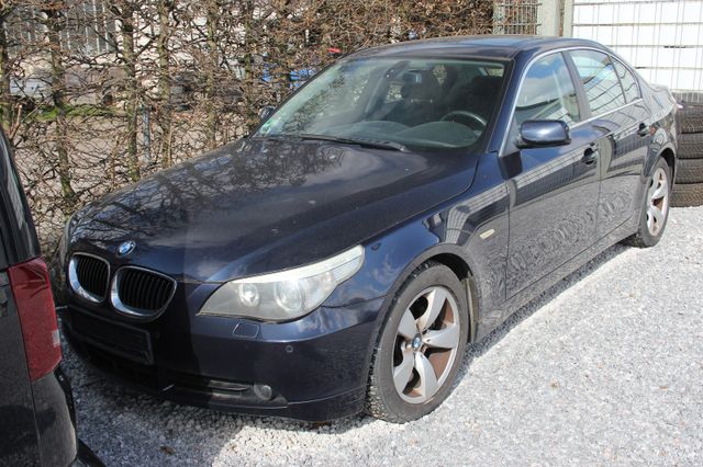 BMW 523 Baureihe 5 Lim. 523i Leder Motorproblem
