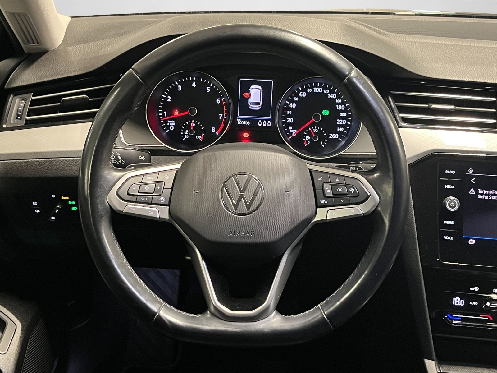 Volkswagen Passat Variant - Bild 10