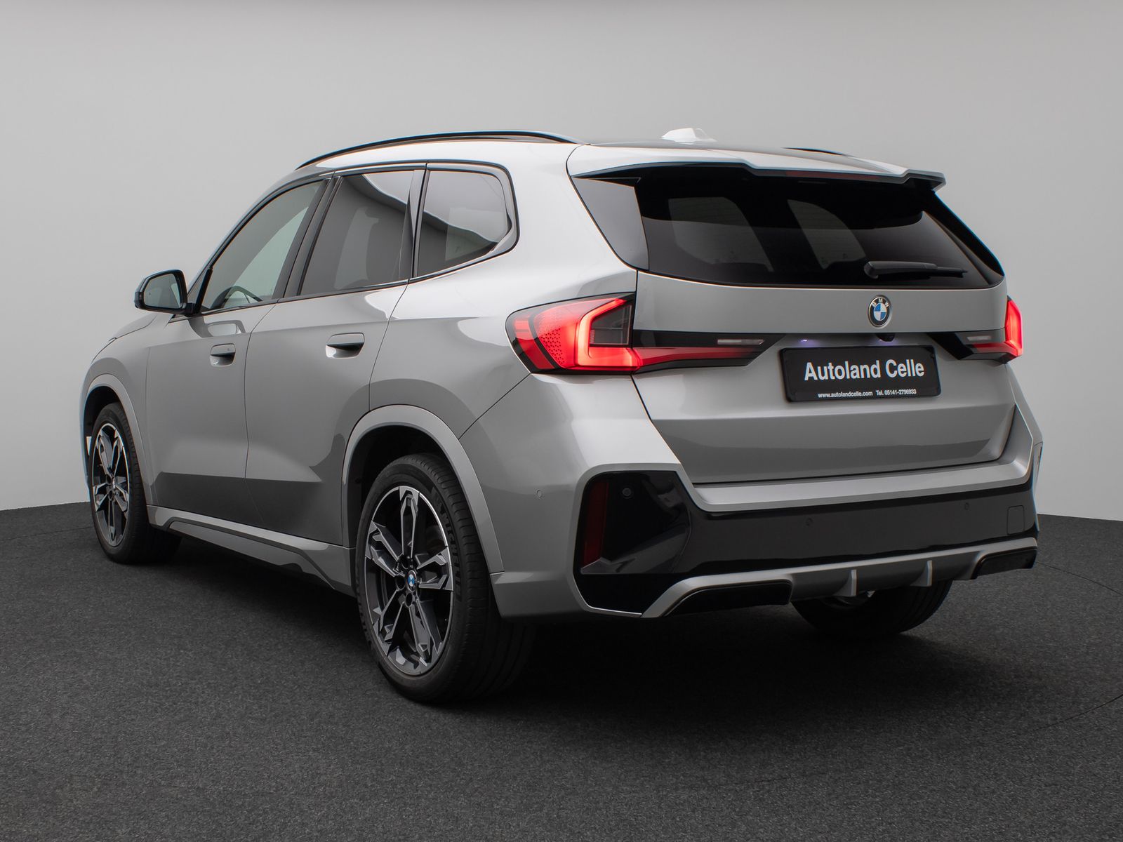 Fahrzeugabbildung BMW X1 xD23i M Sport 360°HUD DAB H/K AHK Komfort 19"