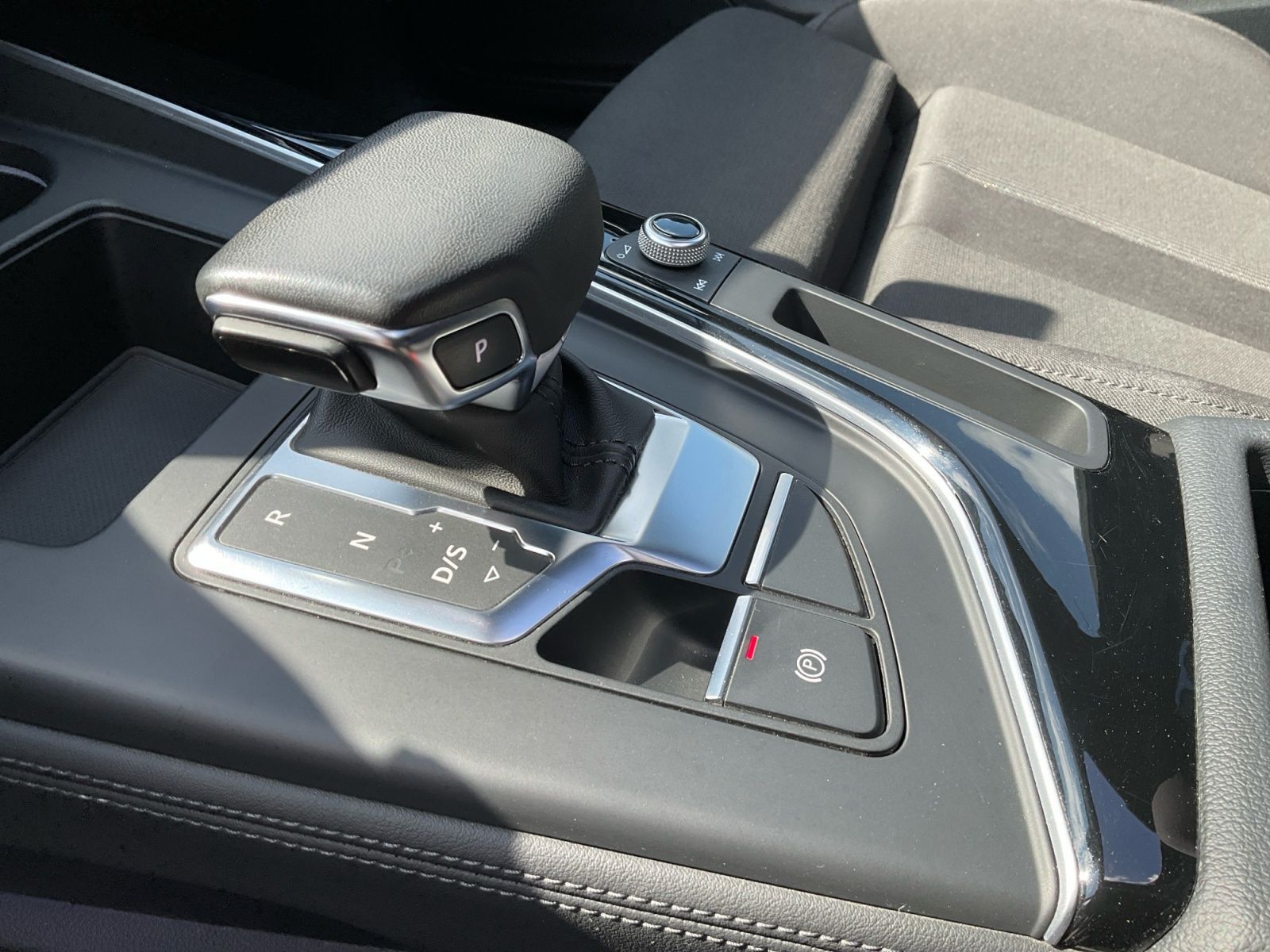 Audi A4 - Bild 25