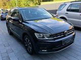 Volkswagen Tiguan IQ.DRIVE  4Motion PANO VIRTUAL DSG AHK - VW Tiguan Gebrauchtwagen in Bielefeld