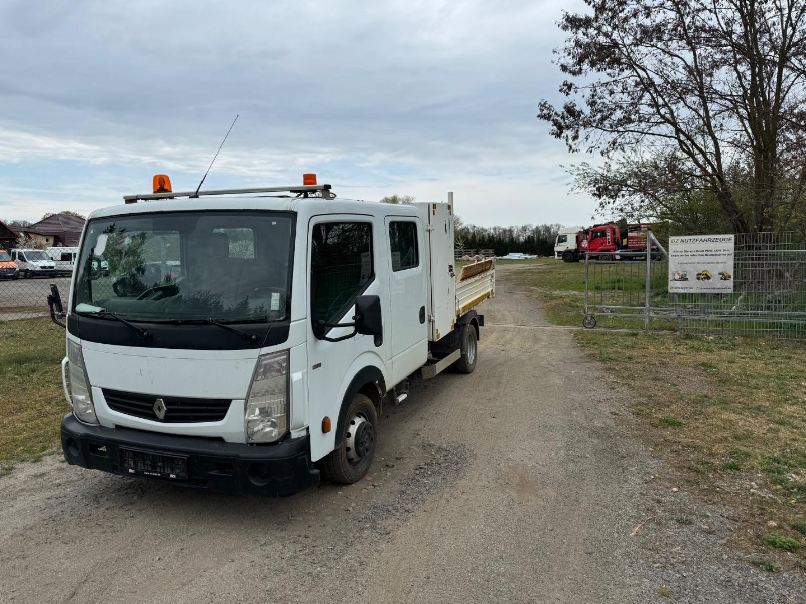Renault Maxity