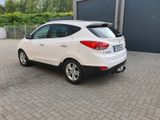 Hyundai IX35 gutes Zugfahrzeug Handschaltung - Hyundai ix35 Gebrauchtwagen in Duisburg