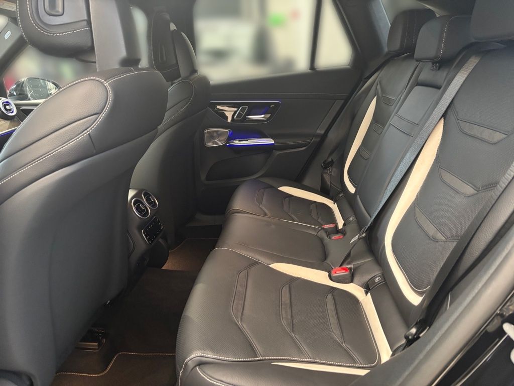 Fahrzeugabbildung Mercedes-Benz AMG GLC 53 4M+ +GOLDEN-ACCENT+DRIVERS-PACK+BURM+