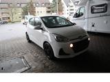 Hyundai i10 Navi Tempo Klima Scheckheftgepflegt - Hyundai i10: Weiß