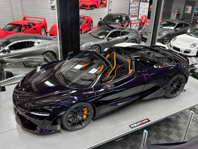 MCLAREN 750S